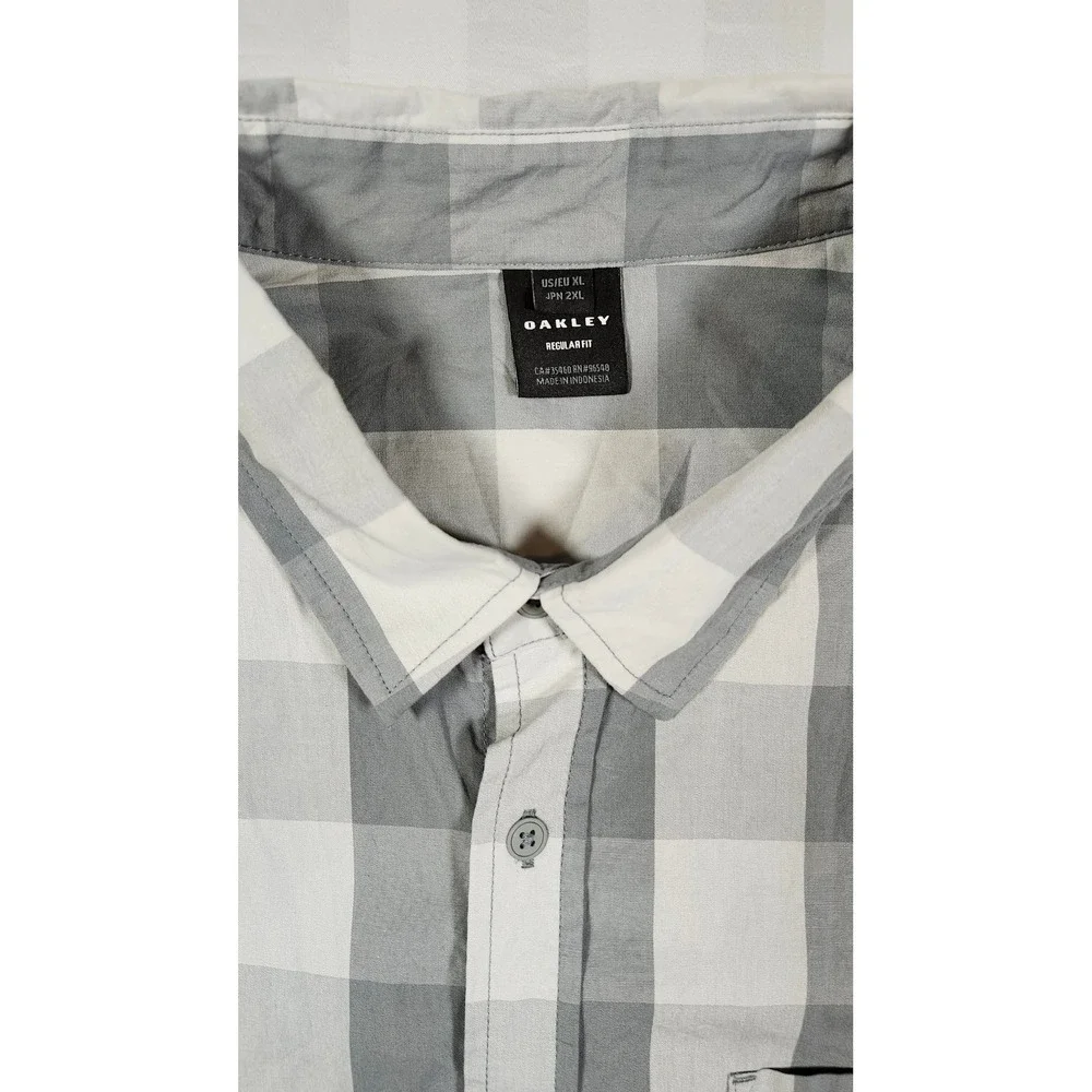 Oakley Mens XL Regular Fit Buffalo Plaid Long Sleeve Button Down Shirt 0032 - Picture 4 of 11